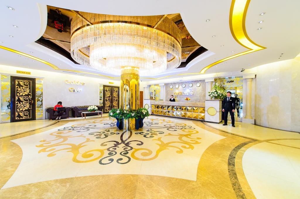 O Azamat Hotel อัสตานา ภายนอก รูปภาพ