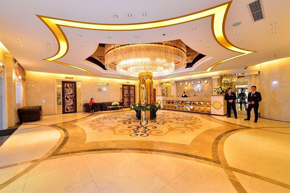 O Azamat Hotel อัสตานา ภายนอก รูปภาพ